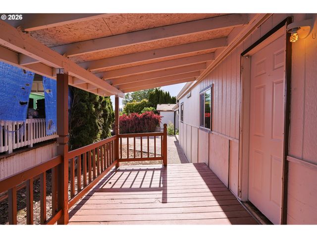 8300 Ne QUATAMA St 139, Hillsboro, OR 97006
