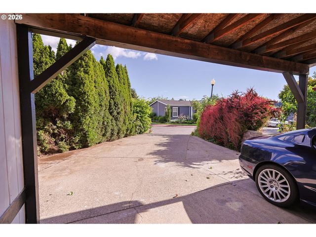 8300 Ne QUATAMA St 139, Hillsboro, OR 97006