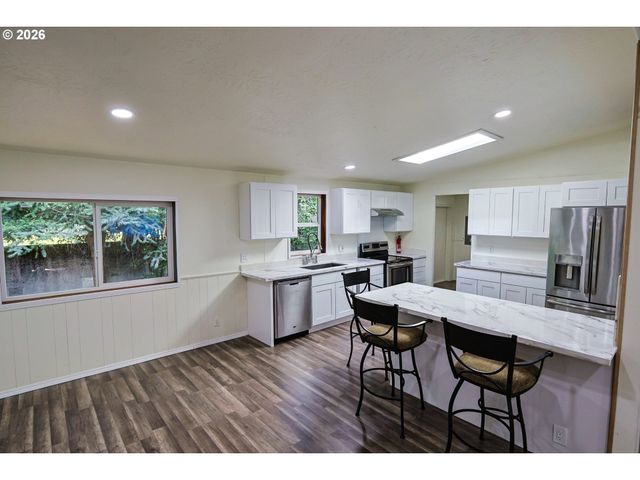 8300 Ne QUATAMA St 139, Hillsboro, OR 97006
