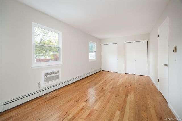 502 Harbor View Court, Beacon, NY 12508