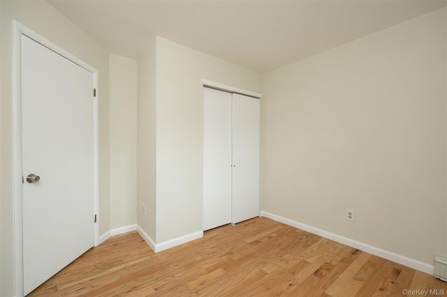 502 Harbor View Court, Beacon, NY 12508