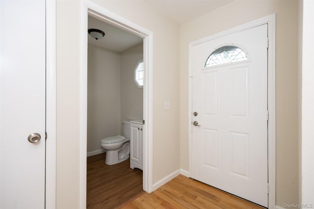 502 Harbor View Court, Beacon, NY 12508