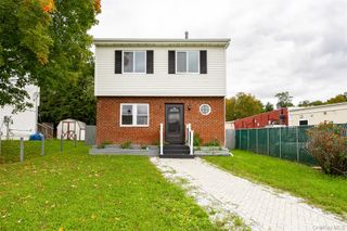 502 Harbor View Court, Beacon, NY 12508