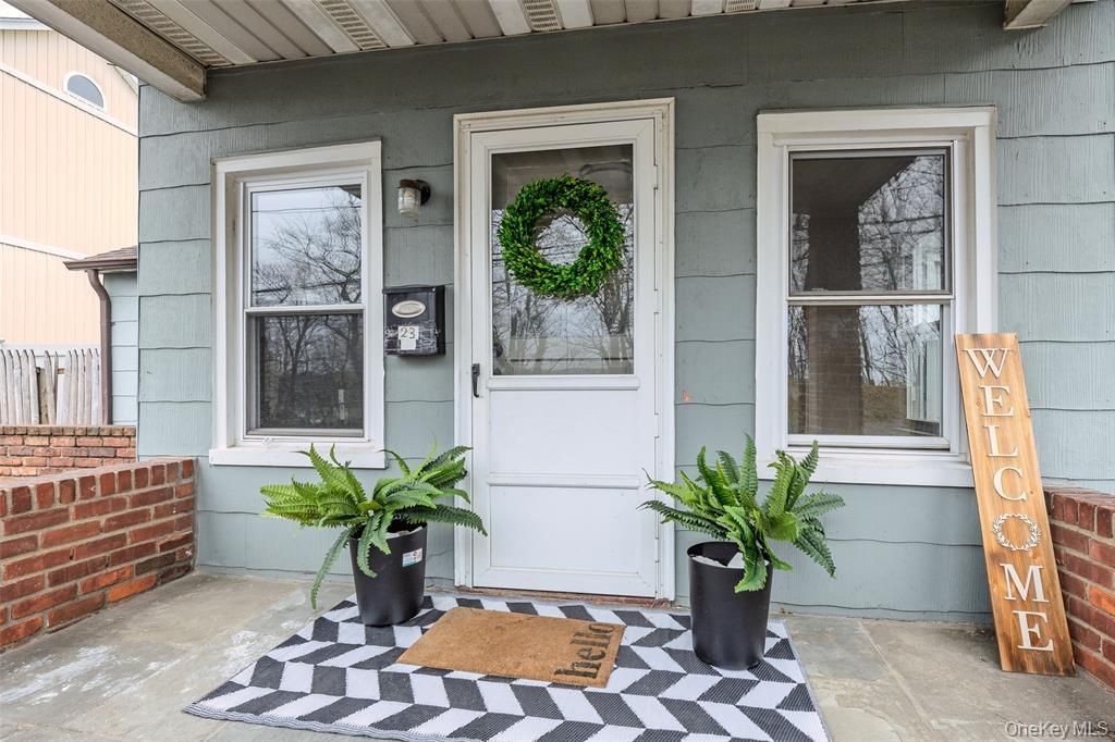 23 Pleasant Avenue, Port Washington, NY 11050