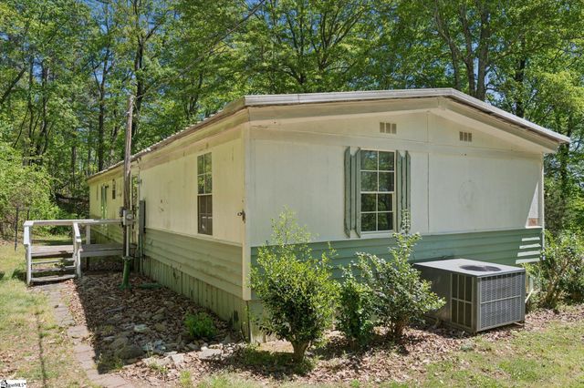 599 S Glassy Mountain Road, Pickens, SC 29671