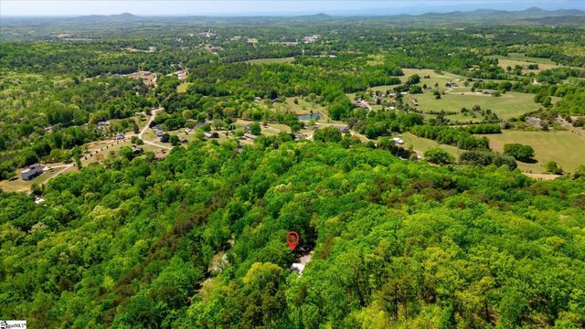 599 S Glassy Mountain Road, Pickens, SC 29671