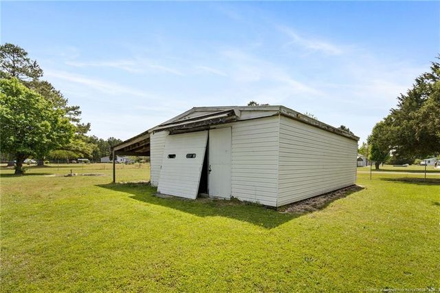 256 Summer Hill Road, Lumber Bridge, NC 28357