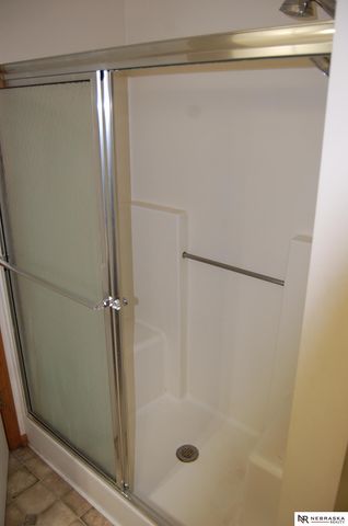 8815 Venice Lane, Lincoln, NE 68526