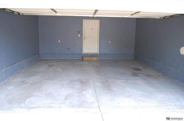 8815 Venice Lane, Lincoln, NE 68526