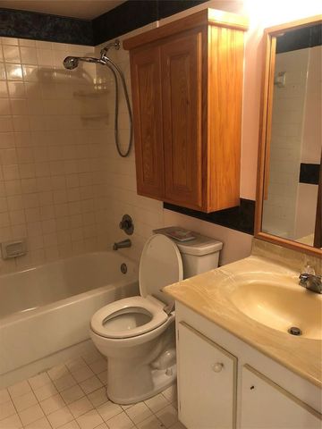 151 SW 135th Terrace 203t, Pembroke Pines, FL 33027