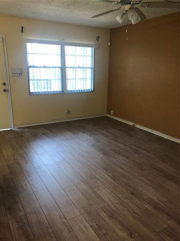 151 SW 135th Terrace 203t, Pembroke Pines, FL 33027