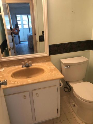 151 SW 135th Terrace 203t, Pembroke Pines, FL 33027