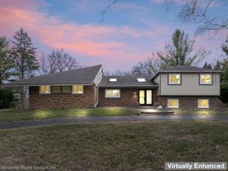 5910 Cedar Knoll Drive, Genoa Township, MI 48116