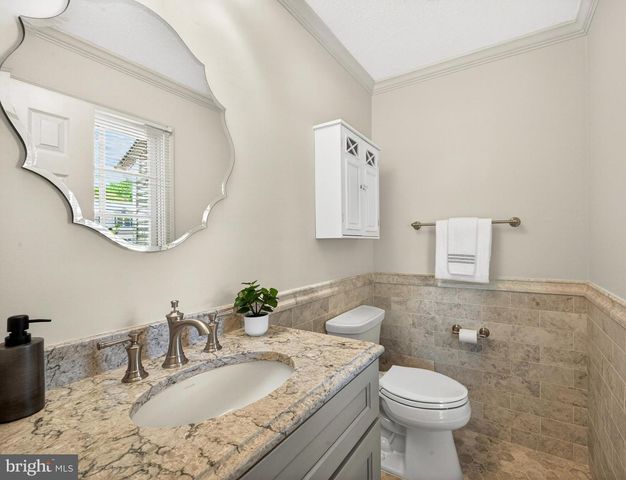13404 MELVILLE LN, Chantilly, VA 20151