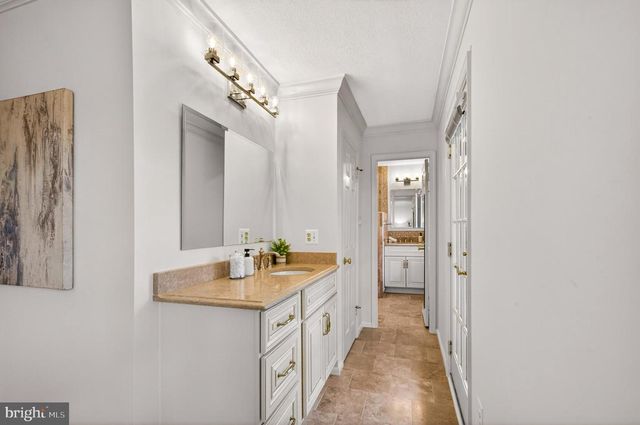 13404 MELVILLE LN, Chantilly, VA 20151