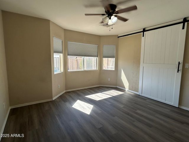 6049 W Wood Street, Phoenix, AZ 85043