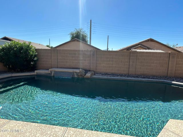 6049 W Wood Street, Phoenix, AZ 85043