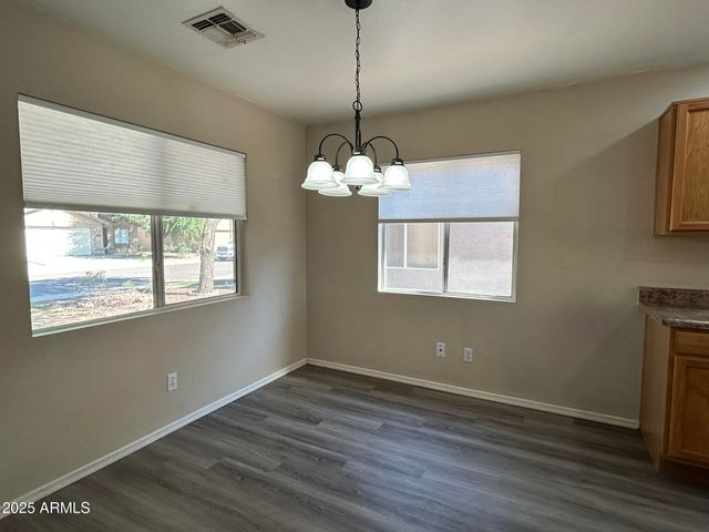 6049 W Wood Street, Phoenix, AZ 85043