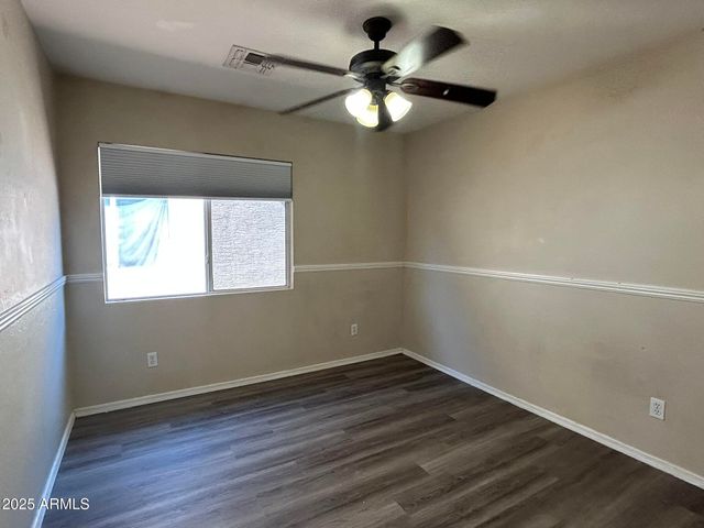 6049 W Wood Street, Phoenix, AZ 85043