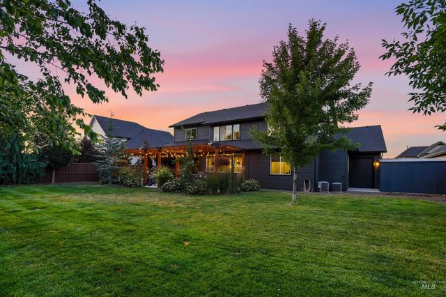 4323 W W Ladle Rapids, Meridian, ID 83646