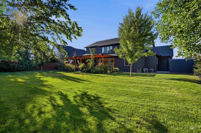 4323 W W Ladle Rapids, Meridian, ID 83646
