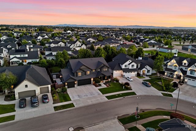 4323 W W Ladle Rapids, Meridian, ID 83646