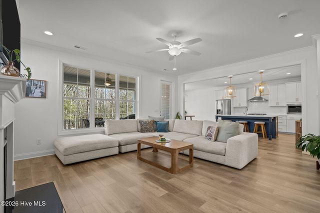 187 Tilloo Cut Way, Hampstead, NC 28443