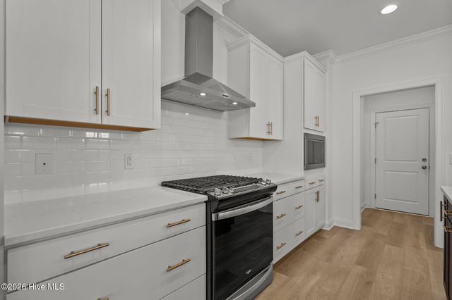 187 Tilloo Cut Way, Hampstead, NC 28443