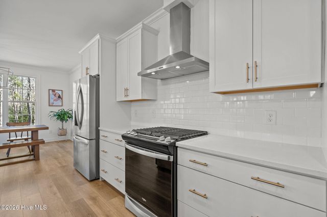 187 Tilloo Cut Way, Hampstead, NC 28443