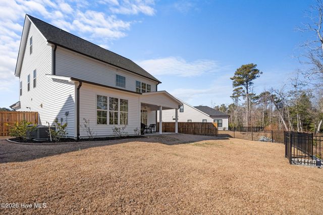 187 Tilloo Cut Way, Hampstead, NC 28443