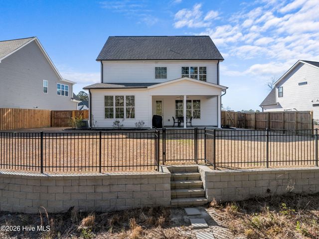 187 Tilloo Cut Way, Hampstead, NC 28443