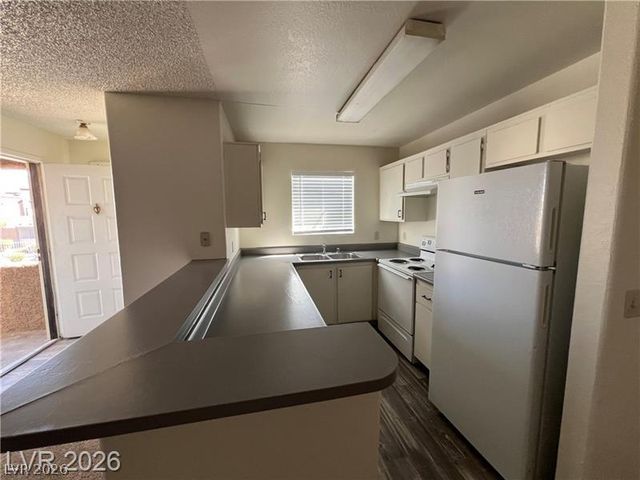 2989 Juniper Hills Boulevard 203, Las Vegas, NV 89142