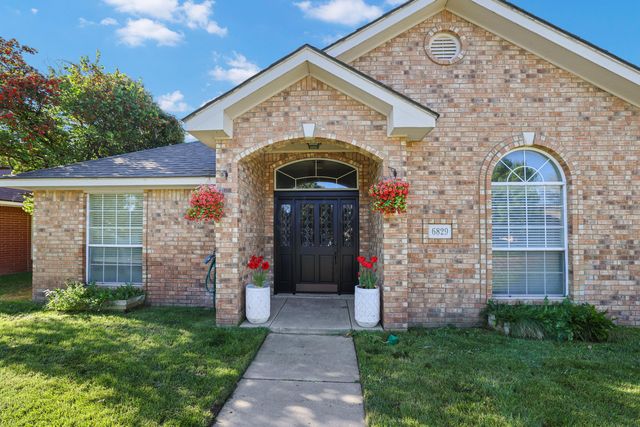 6829 GLENOAK Lane, Amarillo, TX 79109