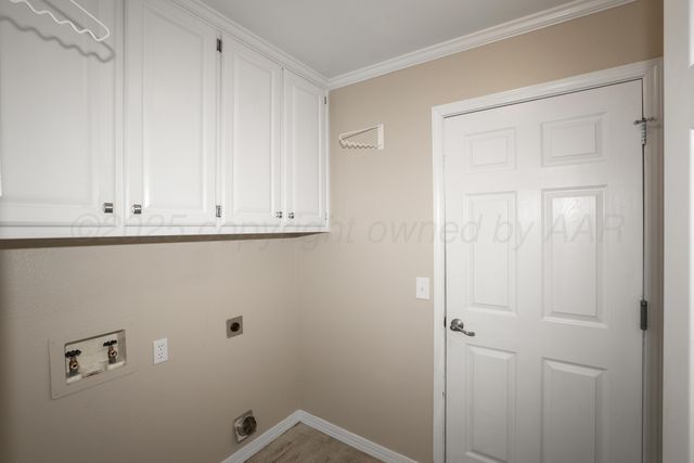 6829 GLENOAK Lane, Amarillo, TX 79109