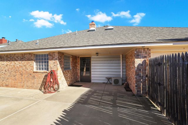 6829 GLENOAK Lane, Amarillo, TX 79109