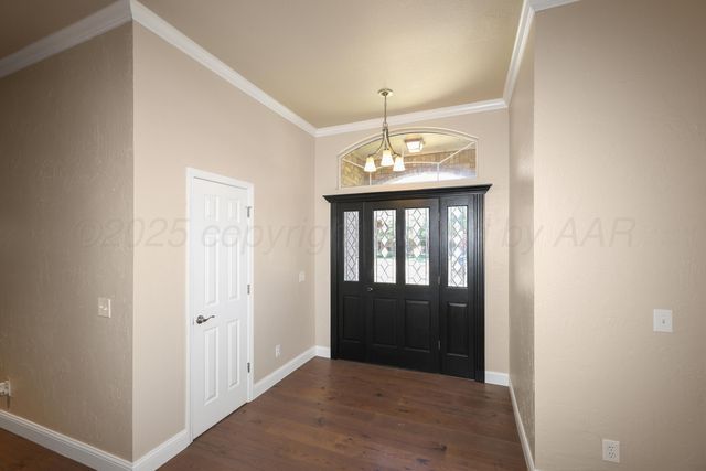 6829 GLENOAK Lane, Amarillo, TX 79109