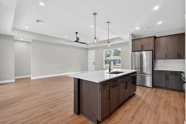80 SECRETARY TRAIL, Palm Coast, FL 32164