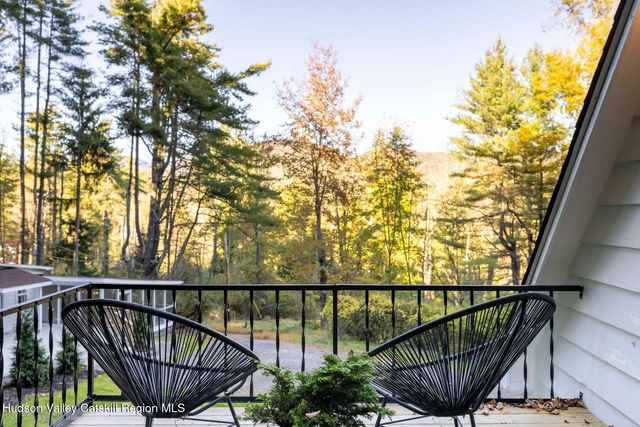 13-16 Torn Hill Road, Woodstock, NY 12409