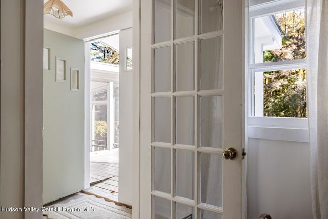 13-16 Torn Hill Road, Woodstock, NY 12409