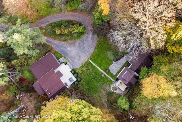 13-16 Torn Hill Road, Woodstock, NY 12409