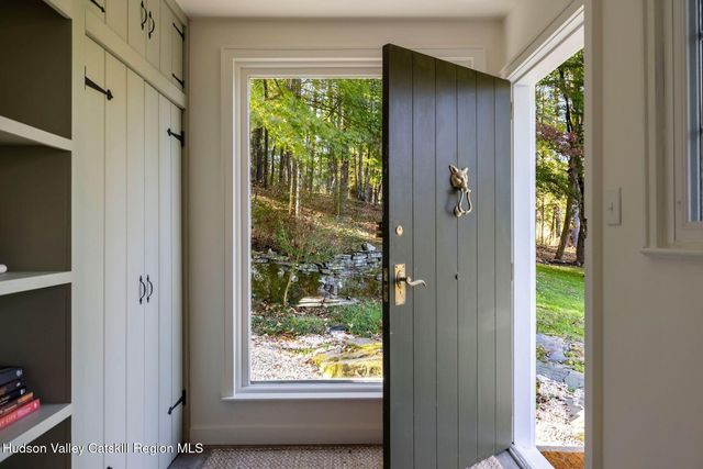 13-16 Torn Hill Road, Woodstock, NY 12409