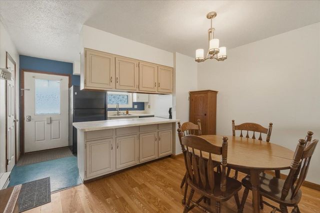 39 Densmore Drive, Essex Junction, VT 05452