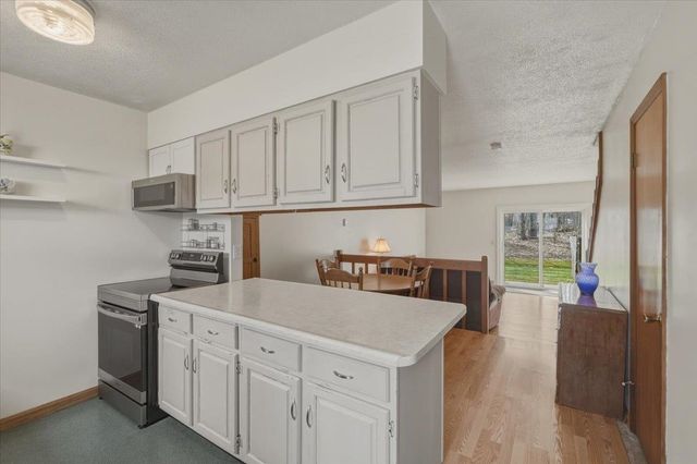 39 Densmore Drive, Essex Junction, VT 05452