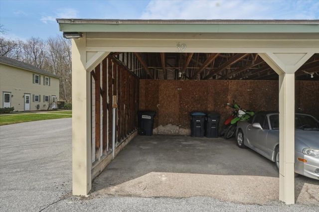 39 Densmore Drive, Essex Junction, VT 05452