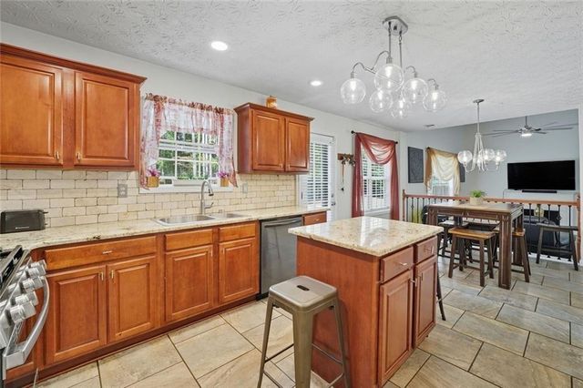 264 Kendall Street, Newnan, GA 30263