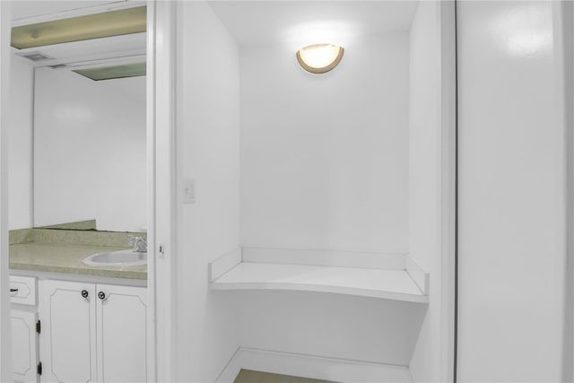 3000 NE 48th Court 302, Lighthouse Point, FL 33064