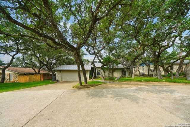 16907 Springhill, San Antonio, TX 78232