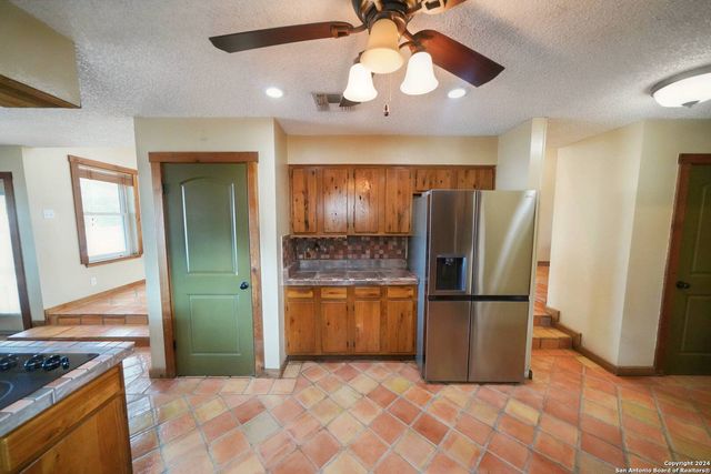 16907 Springhill, San Antonio, TX 78232