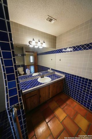 16907 Springhill, San Antonio, TX 78232