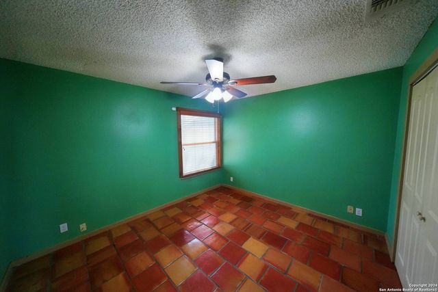 16907 Springhill, San Antonio, TX 78232